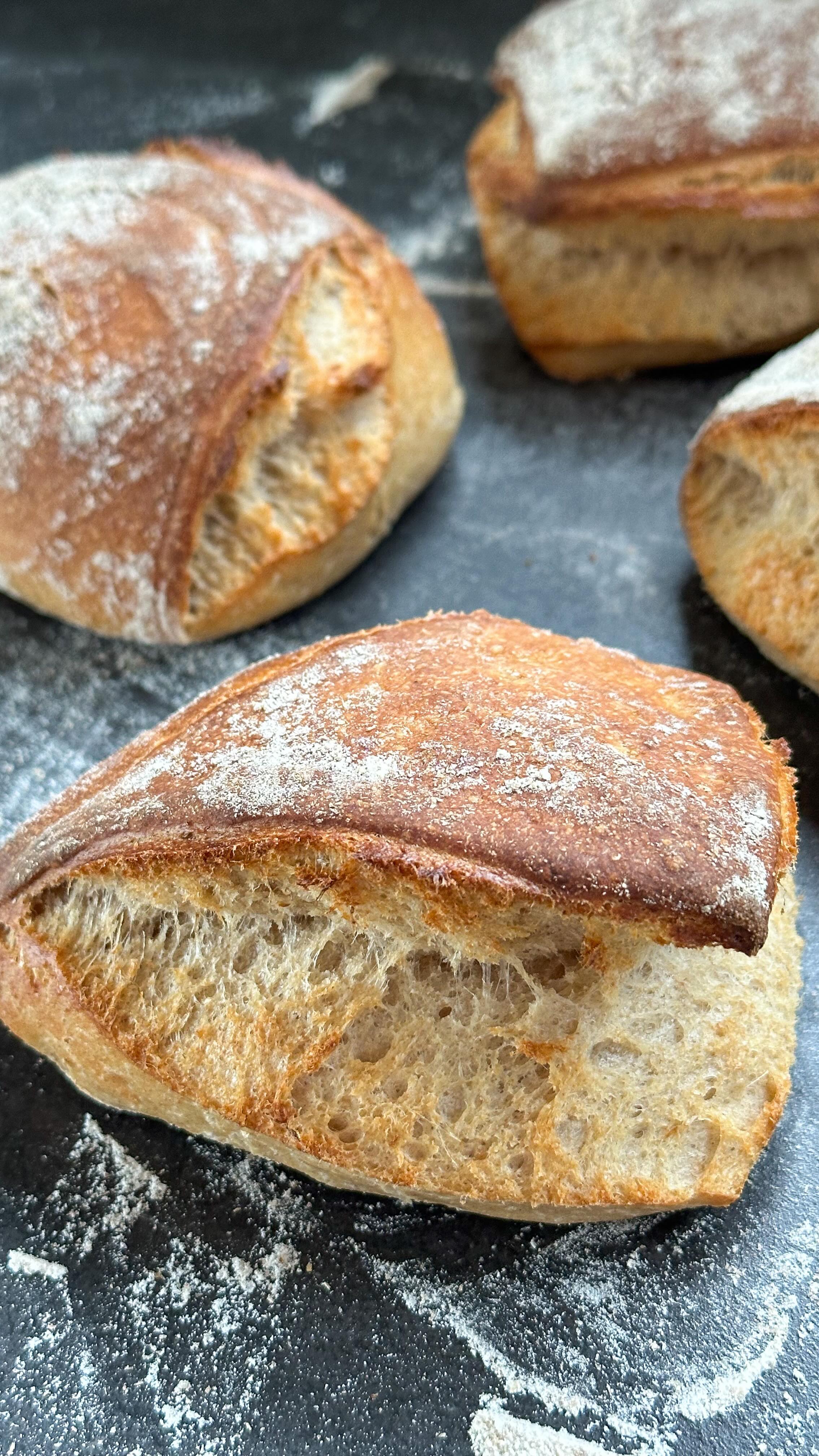 Buchweizen-Haferflocken Brötchen – FRAUHÜGELS KÜCHE Buchweizen-Haferflocken Brötchen – FRAUHÜGELS KÜCHE